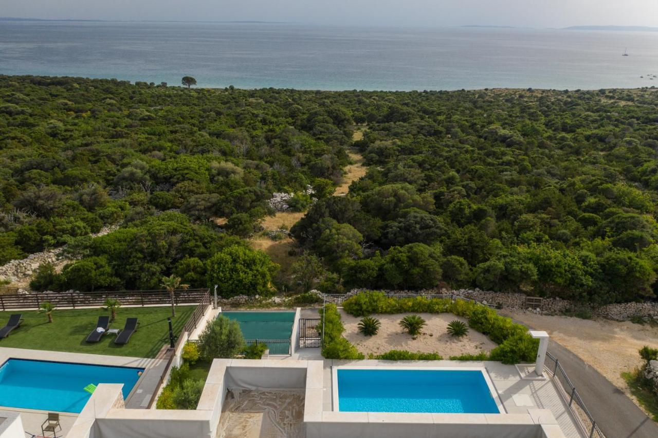Villas Royal I With Private Pool 诺瓦利娅 外观 照片