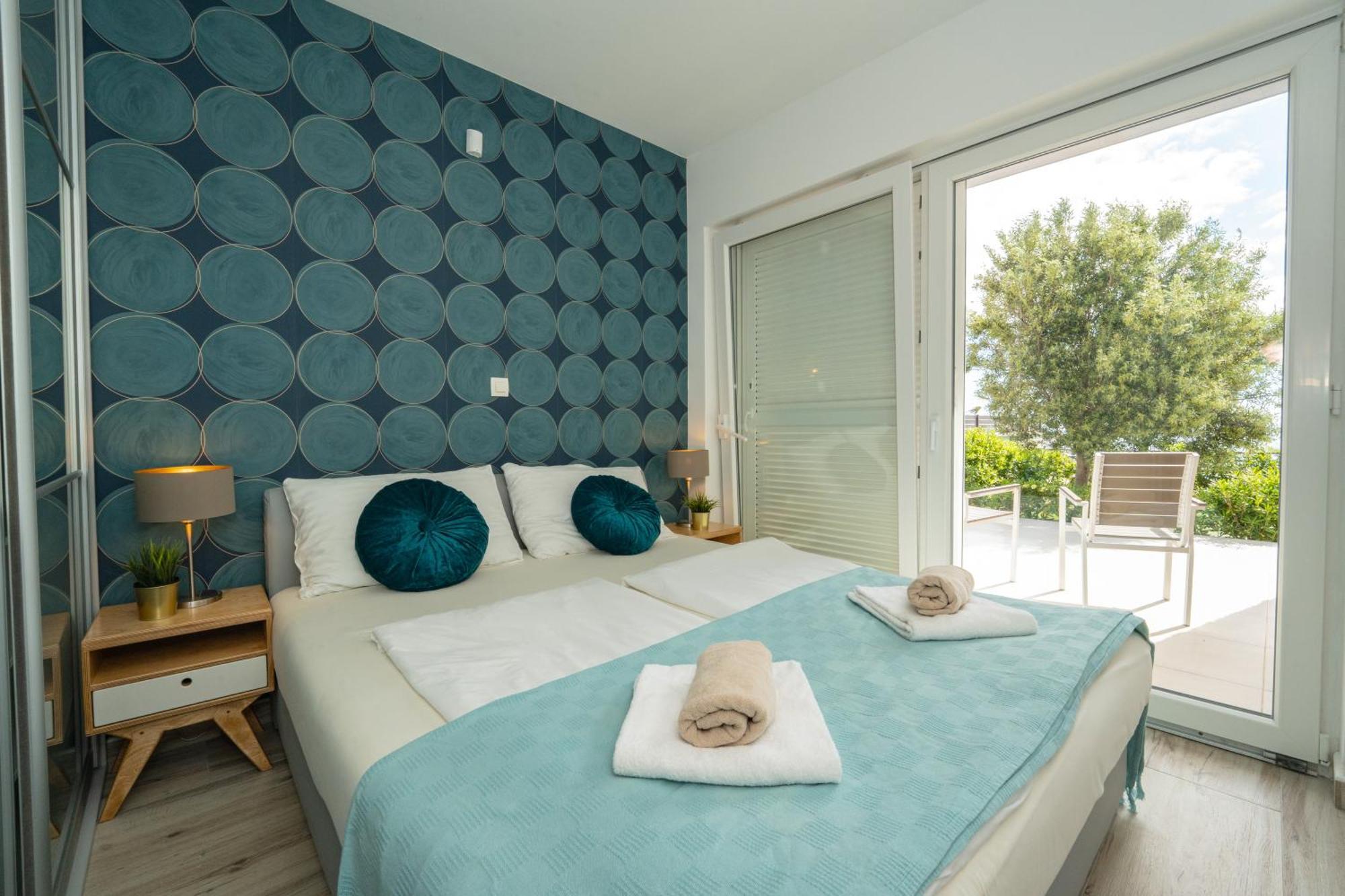 Villas Royal I With Private Pool 诺瓦利娅 外观 照片